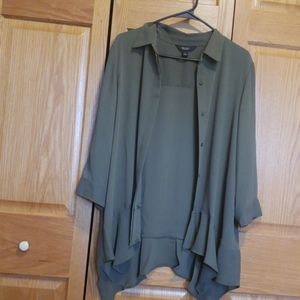 NWT Simply VeraWang Olive Dressy Top
